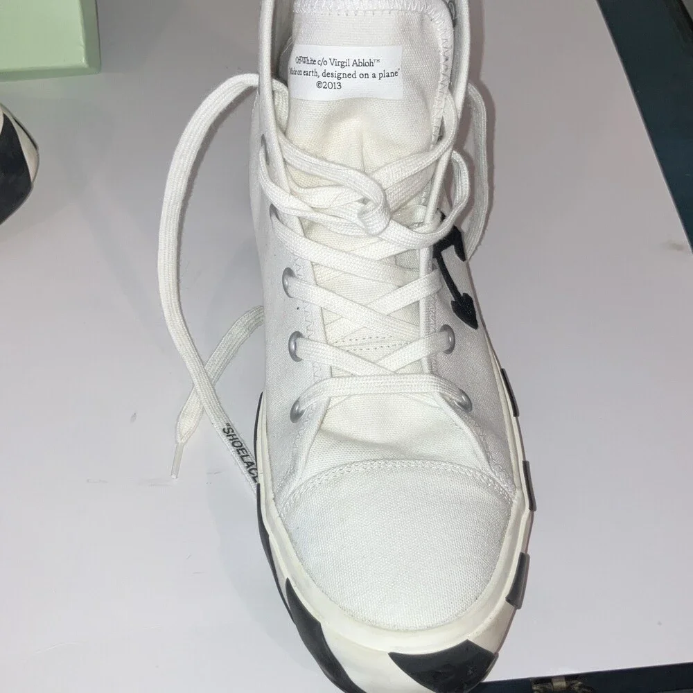 Off-White Vulcanized Men’s High Top Canvas Lace-Up Sneakers White/Black